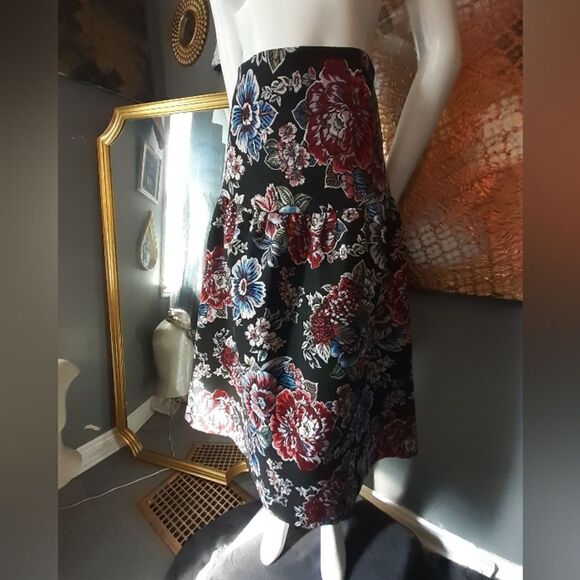 Zara Brocade Jacard Floral Full Midi Skirt - Picture 2 of 13